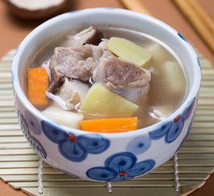 产后应该喝什么排骨汤好？漂亮妈妈产后恢复中心