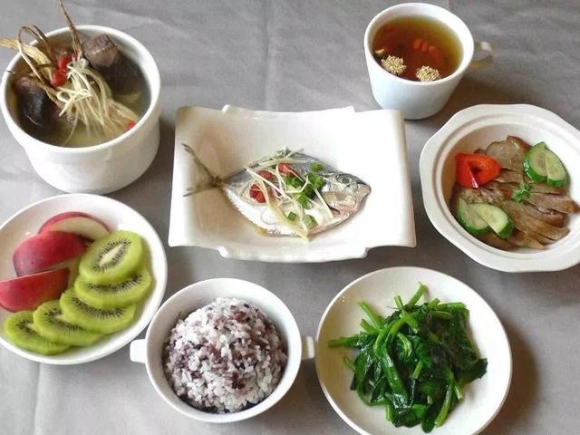 剖腹产产妇第一周食谱？漂亮妈妈月子会所加盟