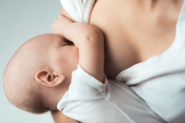 产后恢复中心，哺乳期乳房肿胀最常见的原因