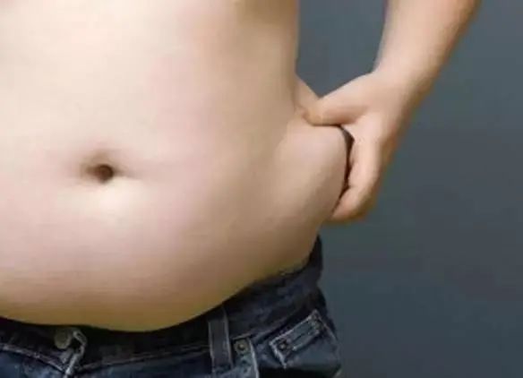 为什么腰腹部的赘肉最、最、最、难减！？