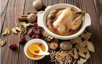 产后体质差如何调理？产后身体虚弱如何改善体质？产后月子进补与体质调理方法