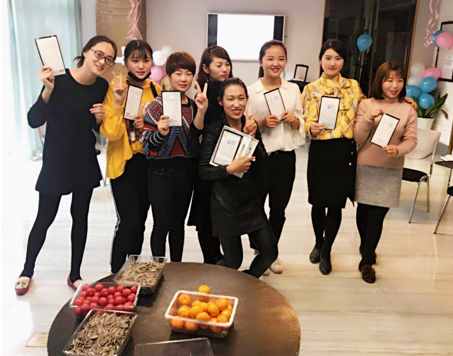 漂亮妈妈第106期培训结业盛典圆满完成